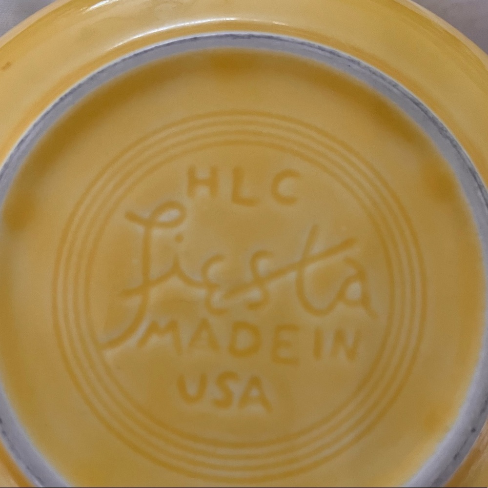 Fiesta bowl small yellow vintage 7” circumference creamic serving dinner - Picture 6 of 6